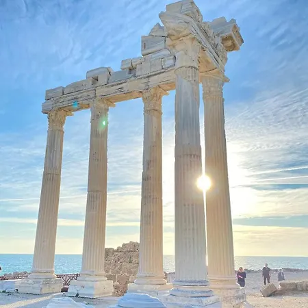 Guenes Отель Сиде